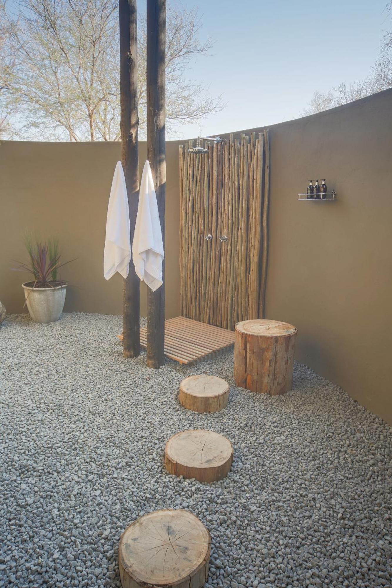 Ntamba Safari Lodge Matlhagame Exterior photo